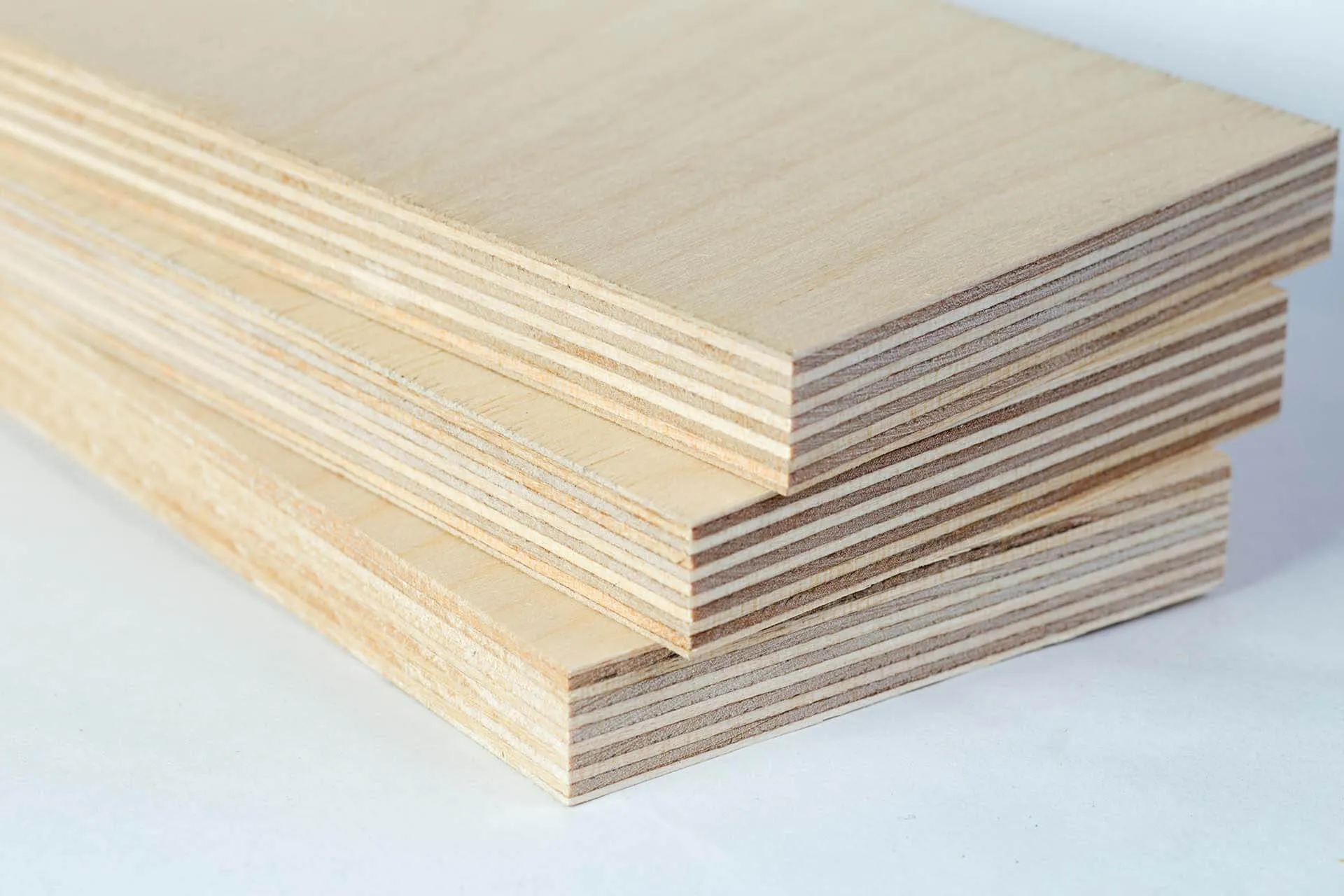 Wood veneer and laminates