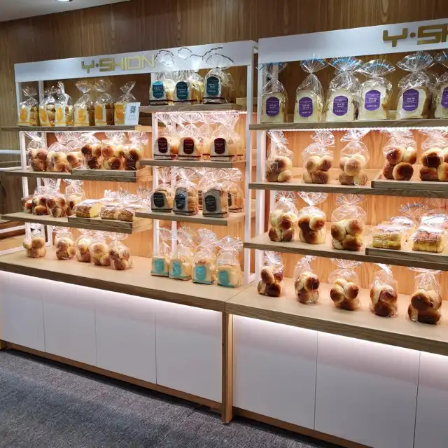 H454edf3df2b1413fa7b42f8e730617178.jpg Customizable Commercial Restaurant Reception Desks LED-Lit Counter Bread Showcase Display Cabinets for Baked Cakes Desserts Shop - Image 1