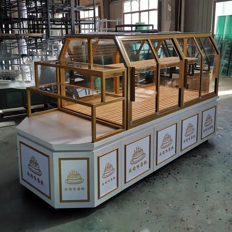 Hae30844f9fa24dc682c96f8adb4707d9j.jpg Customizable Modern Commercial Bakery Baking Paint Showcase Display Cabinet Tempered Glass Island Counter for Mall Cake Shop LED - Image 1