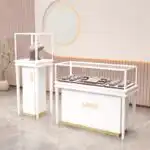 Modern Style Metal Jewelry Showcase with Tempered Glass and LED Lighting Store Display Counter Furniture for Hotels and Shops